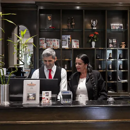 Restaurant Bismarckturm Szálloda 3*