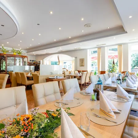 Restaurant Bismarckturm 3*