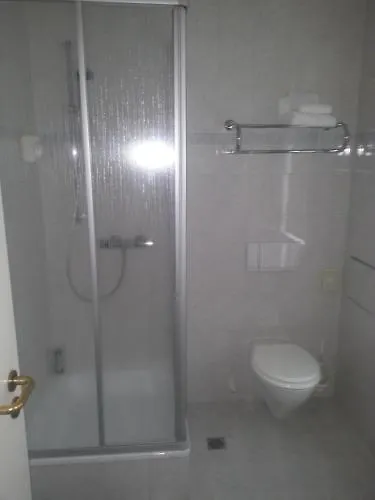 Restaurant Bismarckturm 3*